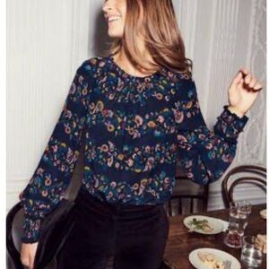 Boden Sadie 100% Silk Floral Blouse Ruffle Detail British Style Luxury Size 2